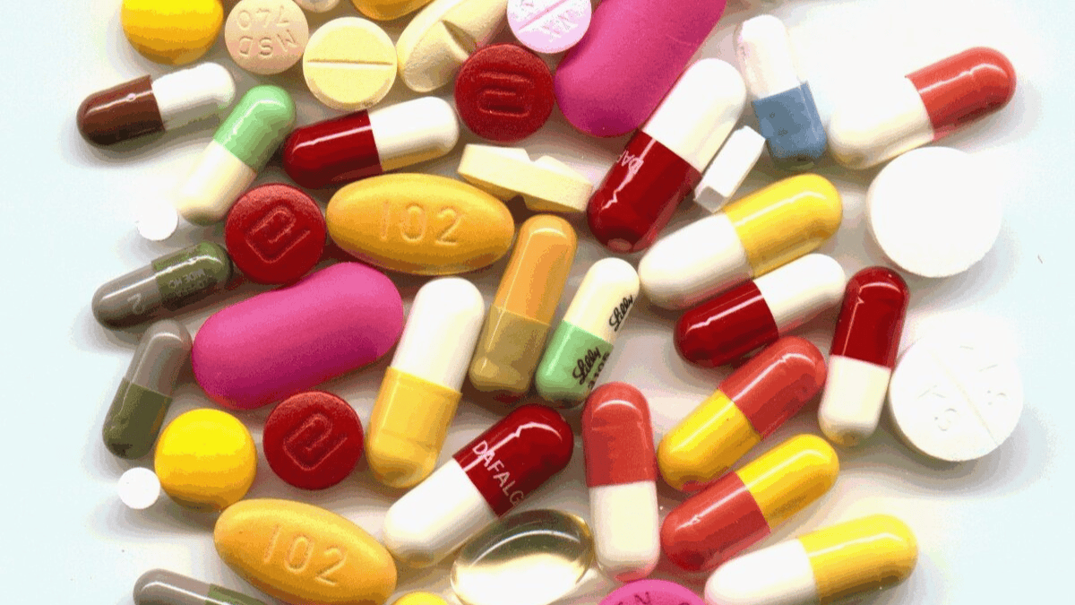 Lees meer over het artikel Maagbeschermers: complete gids over gebruik, medicijnen en bijwerkingen